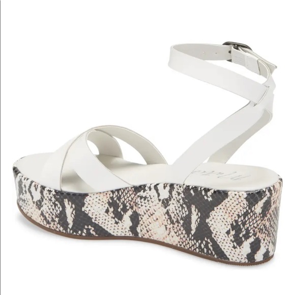 Matisse Platform Sandals - Picture 2 of 3